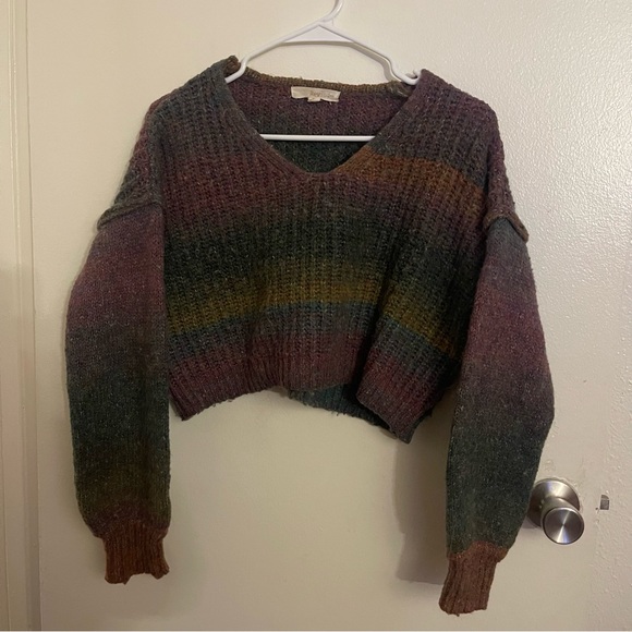‼️BOGO‼️ Multicolor V-Neck Cropped Sweater - Picture 1 of 4